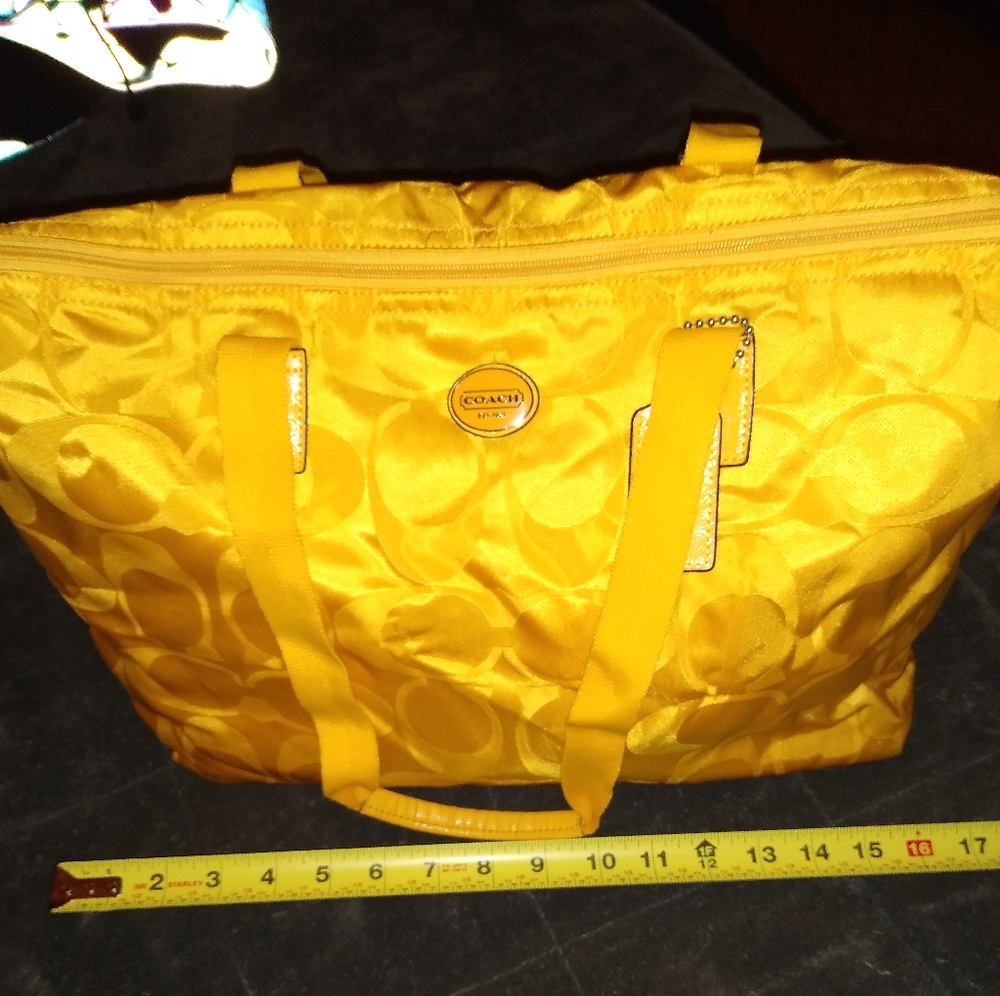Coach weekender
